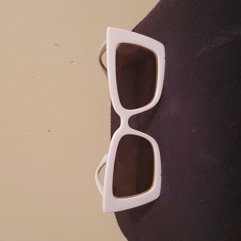 Cool Square Cat Eyed Sunnies